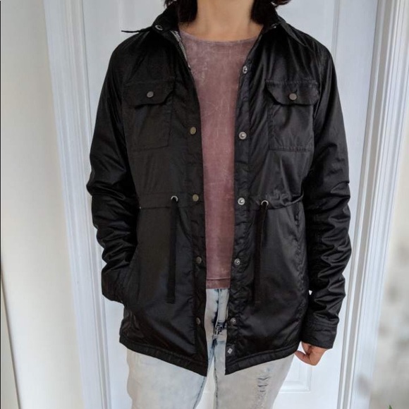 Columbia jacket price not negotiable - Picture 5 of 7